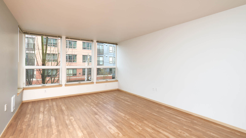 1530 15th Ave - Photo 10
