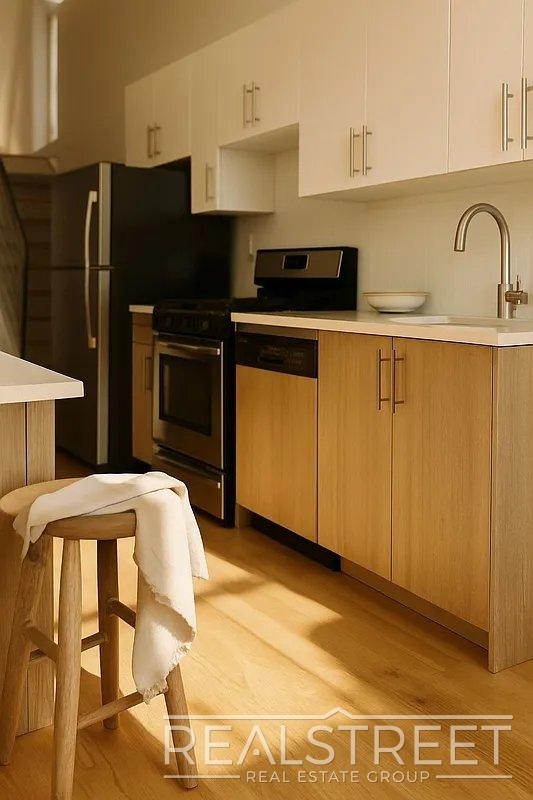 338 Melrose Street - Photo 4