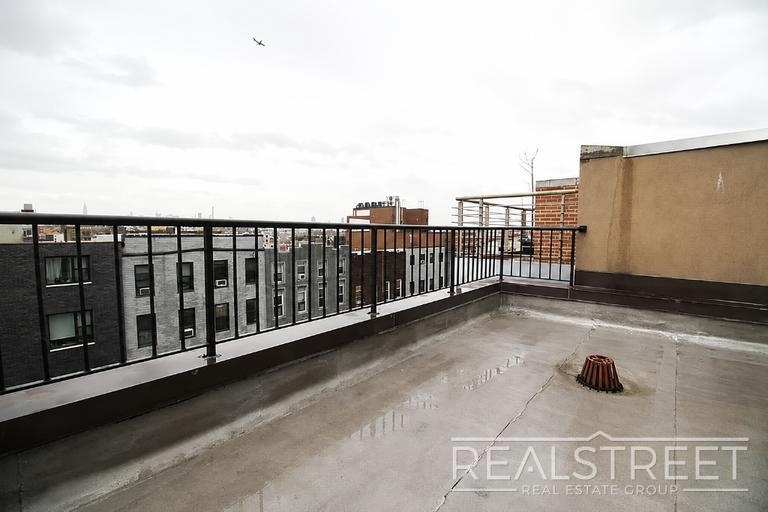 324 Melrose Street - Photo 7