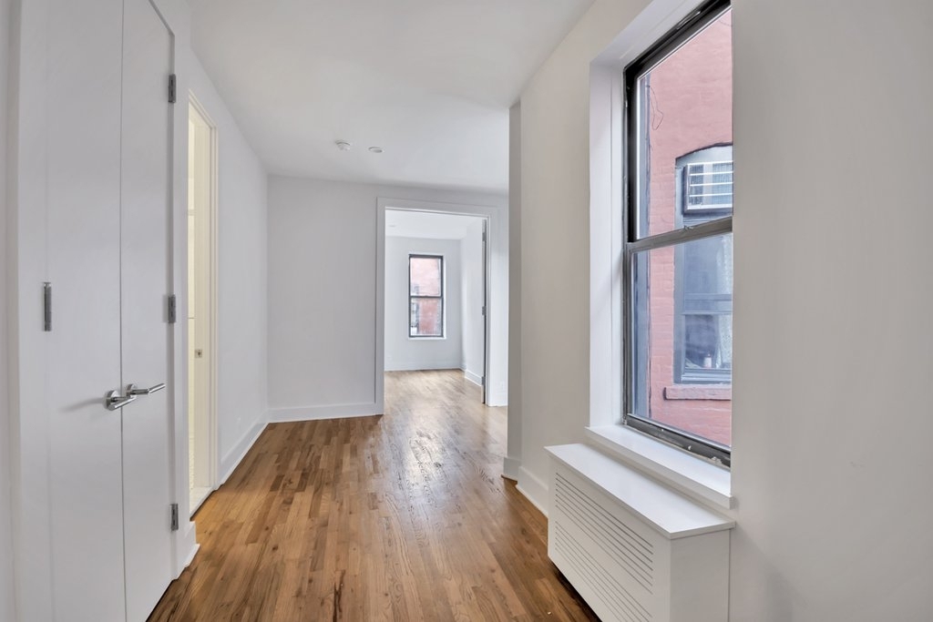 West 45th Street - Photo 3