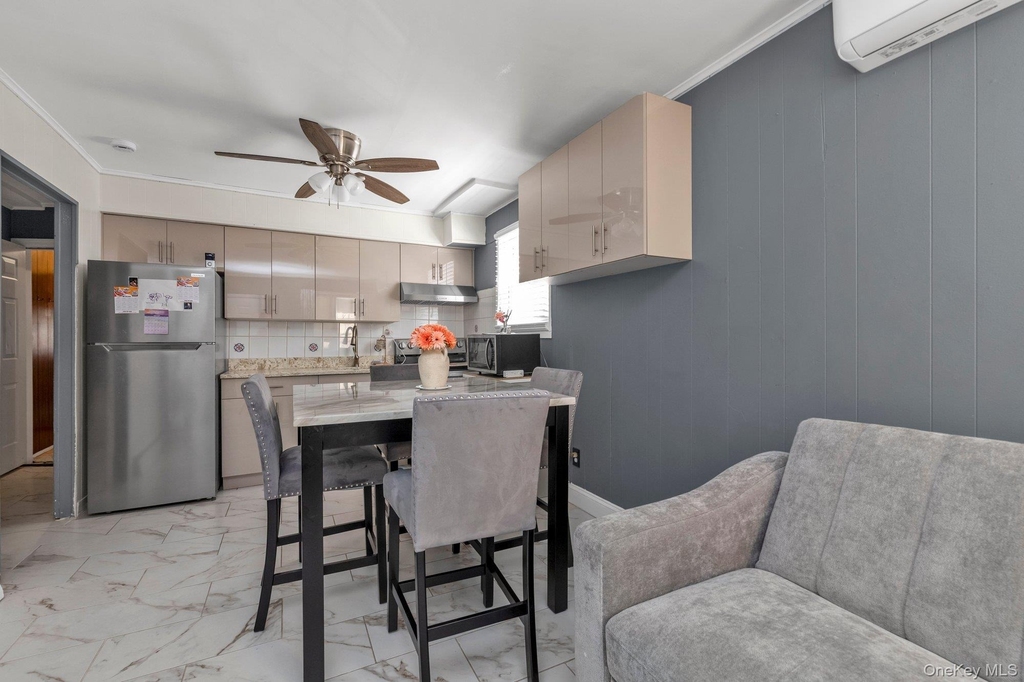 100-06 32nd Avenue - Photo 2