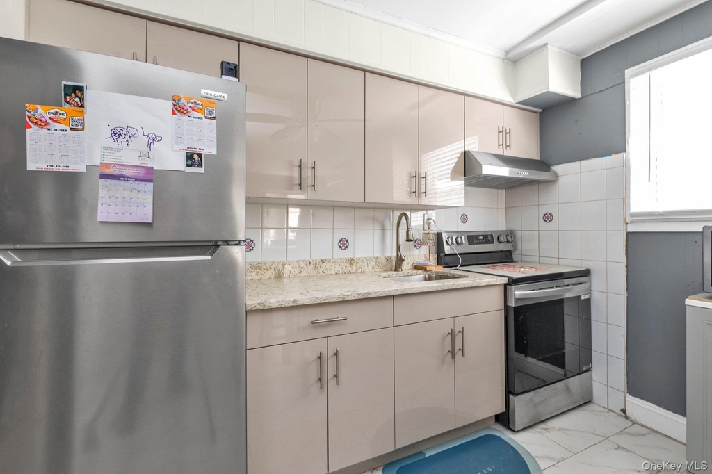 100-06 32nd Avenue - Photo 5