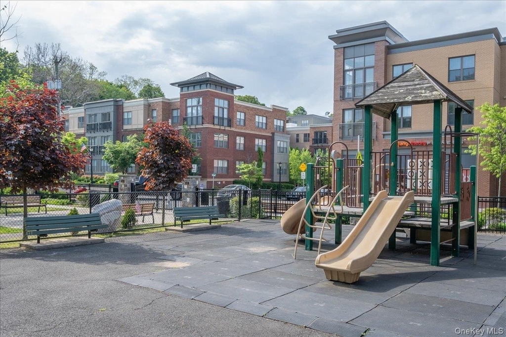 21 Fairview Avenue - Photo 13
