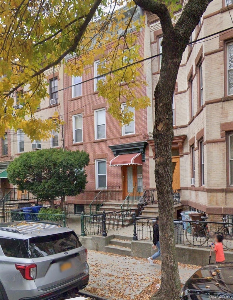 1737 Grove Street - Photo 0