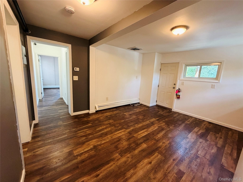 125 Wickham Avenue - Photo 0