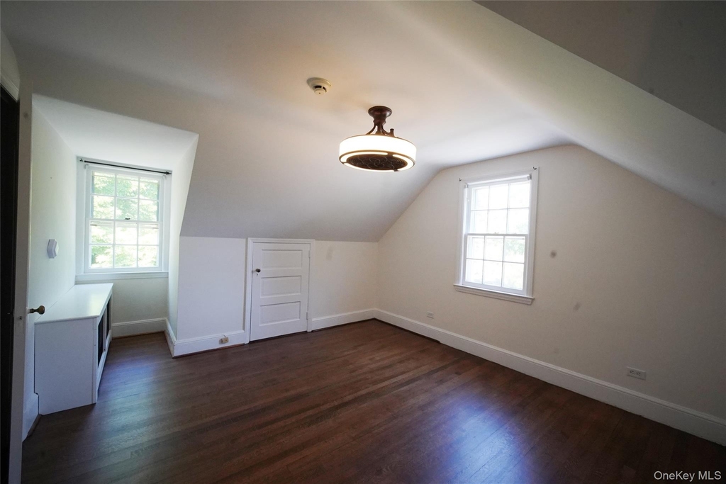 416 Ridgeway - Photo 6