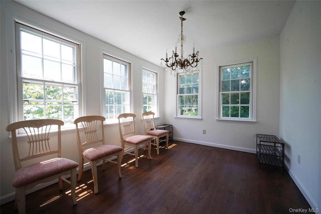 416 Ridgeway - Photo 13