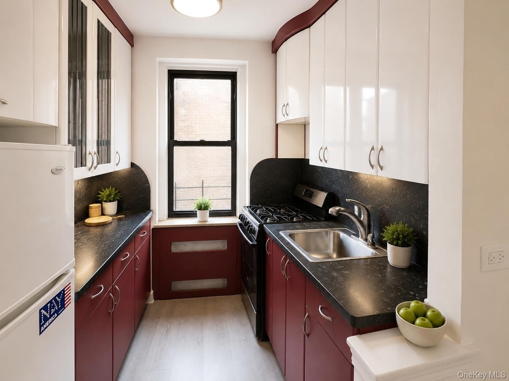 118-14 83rd Avenue - Photo 2