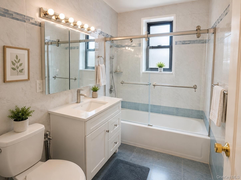 118-14 83rd Avenue - Photo 1