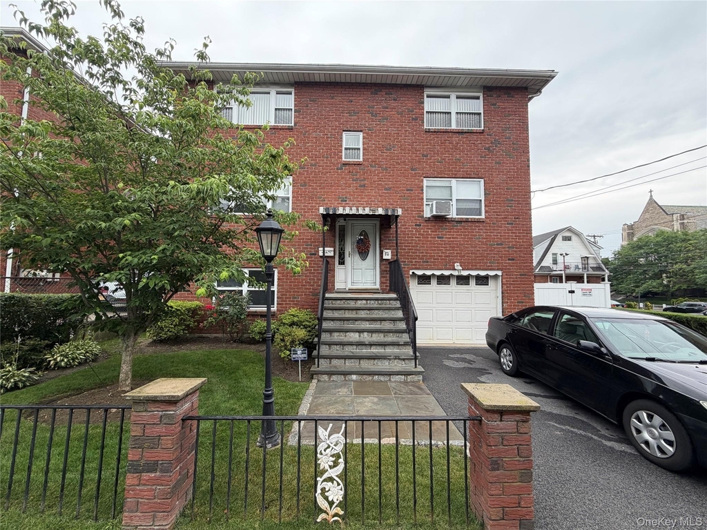 10 Wilbur Street - Photo 0