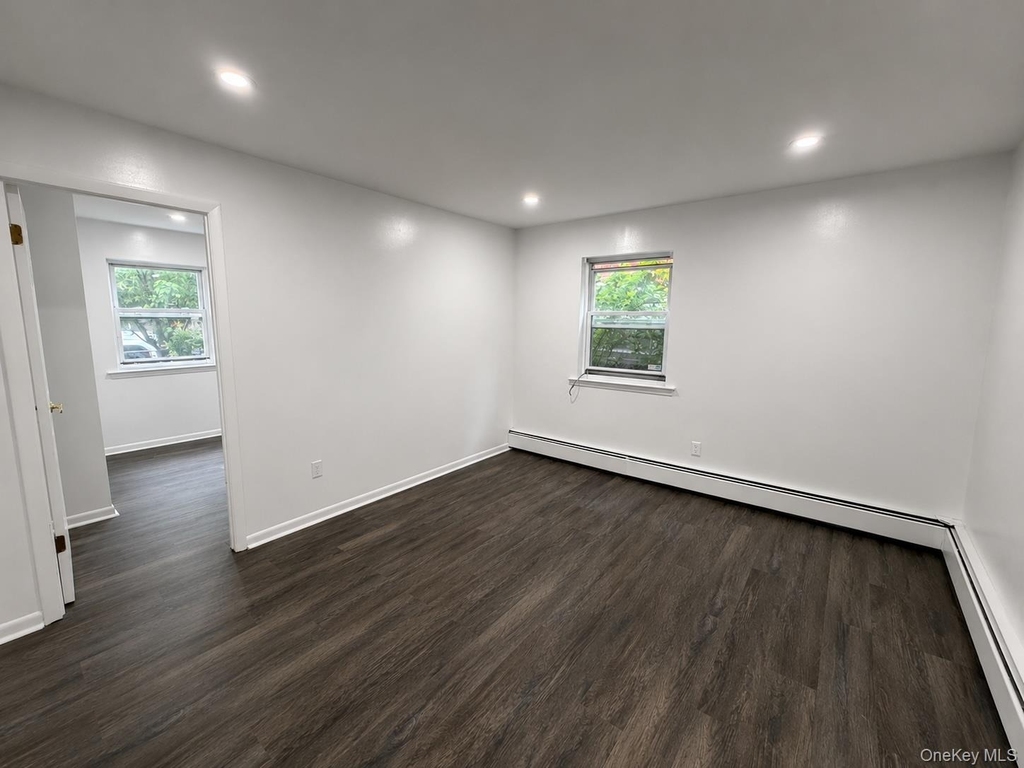 10 Wilbur Street - Photo 2