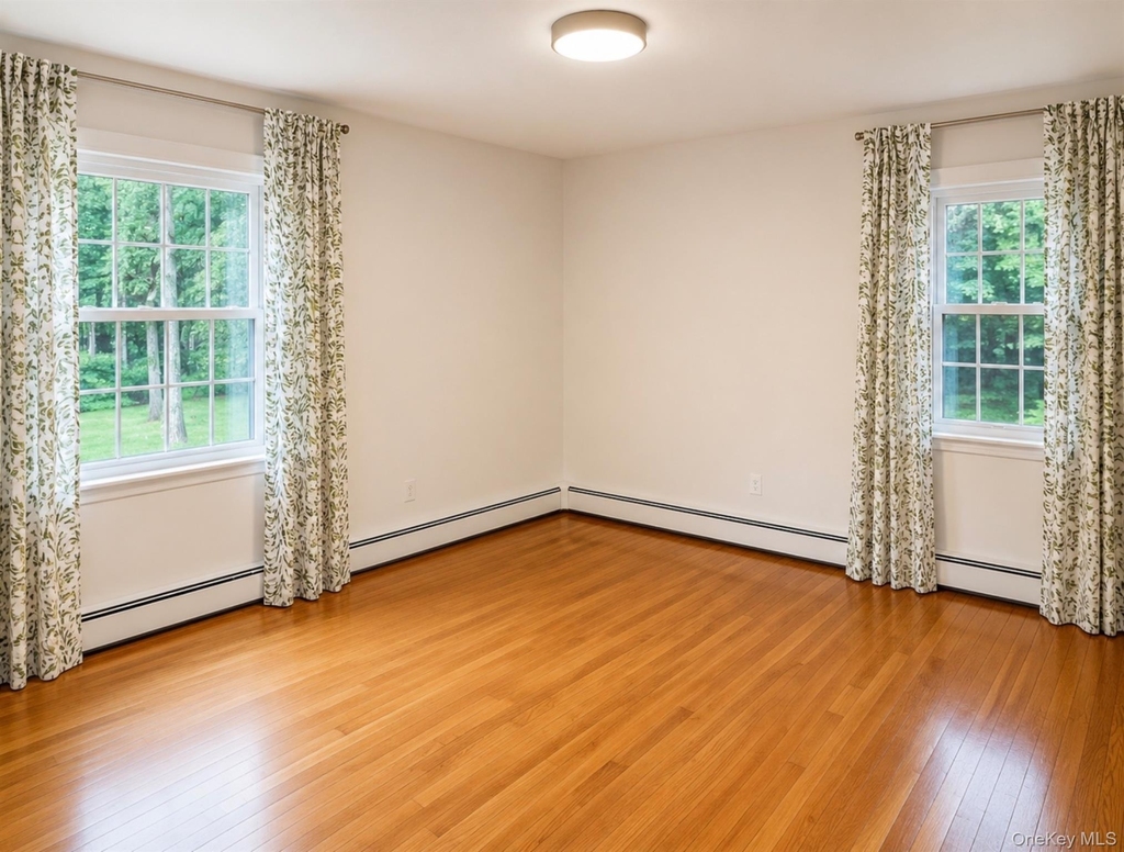 6 Holly Lane - Photo 3