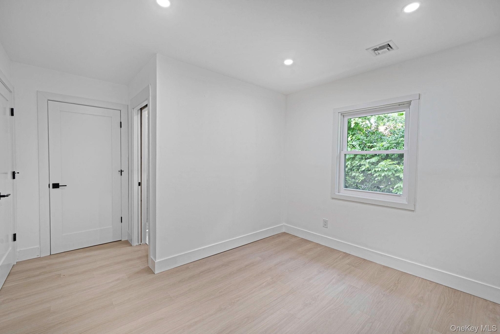 2386 New York Avenue - Photo 16