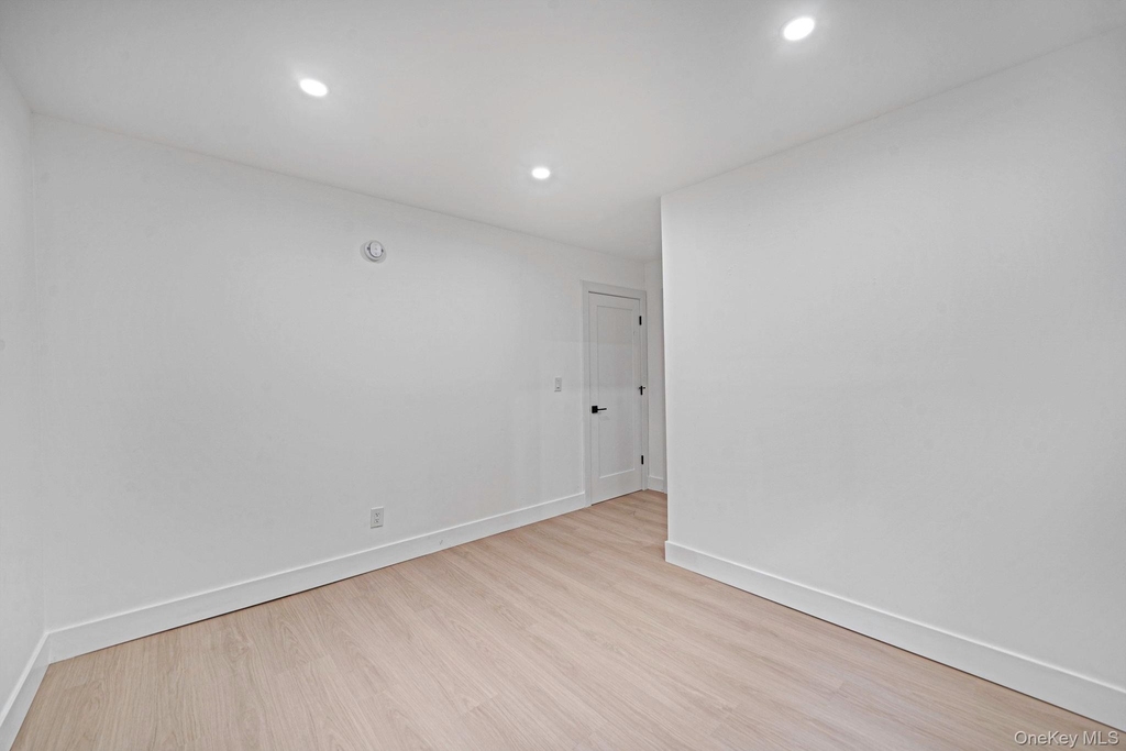 2386 New York Avenue - Photo 17