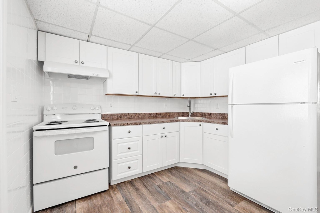 2129 Julia Goldbach Avenue - Photo 4