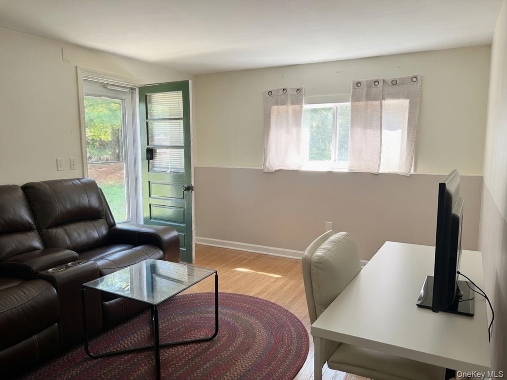 1 Holland Lane - Photo 2