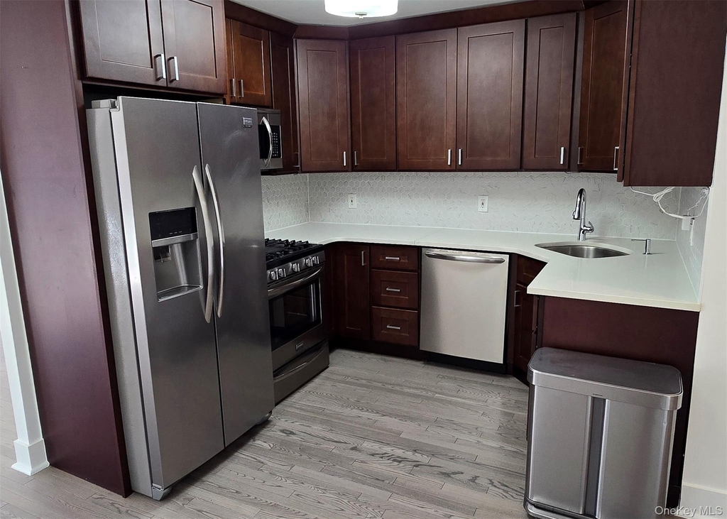 7411 85th Drive - Photo 4