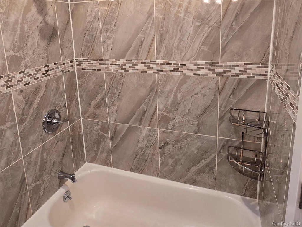 7411 85th Drive - Photo 7