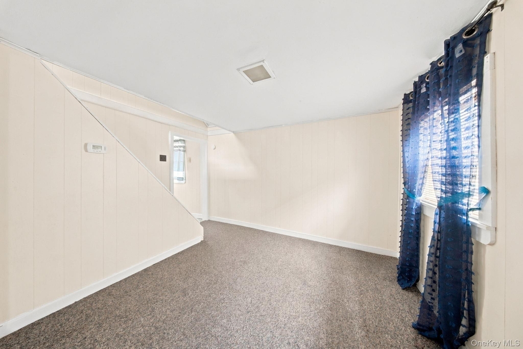 12 1/2 Schultz Street - Photo 4