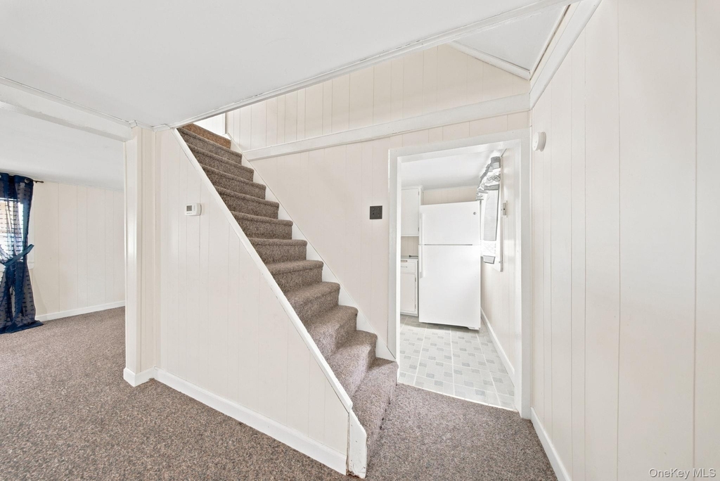 12 1/2 Schultz Street - Photo 9