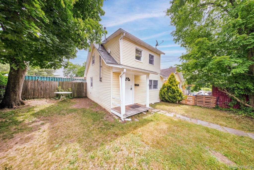 12 1/2 Schultz Street - Photo 1