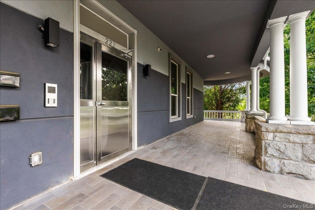 222 Primrose Avenue - Photo 14