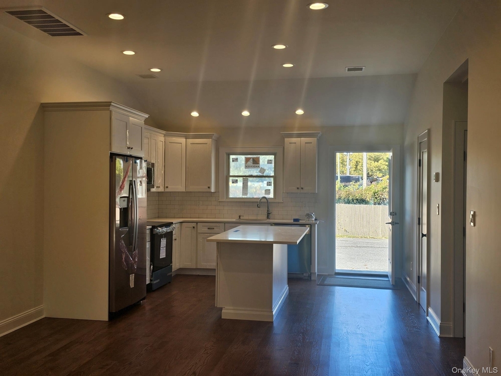 87 Community Road - Photo 2