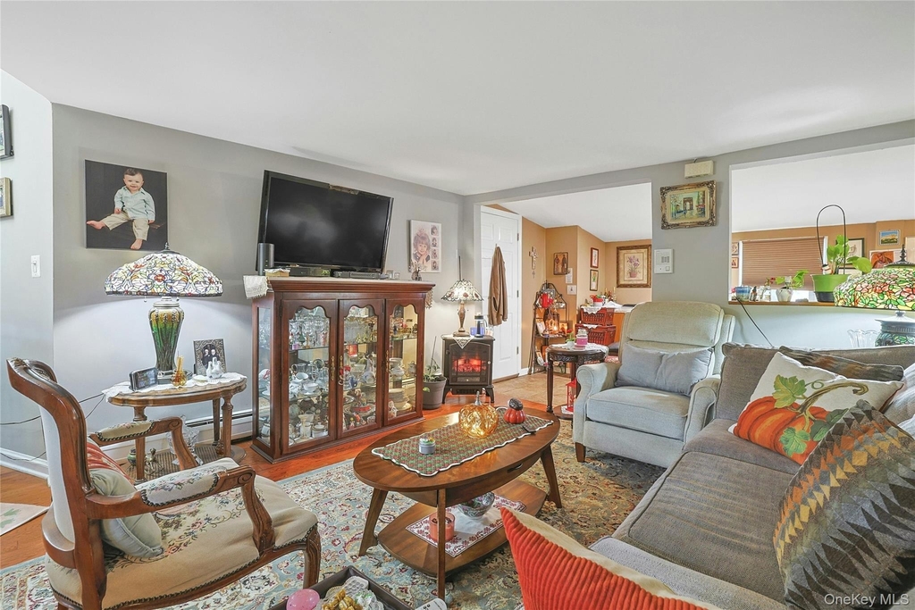 169 Sickles Avenue - Photo 7