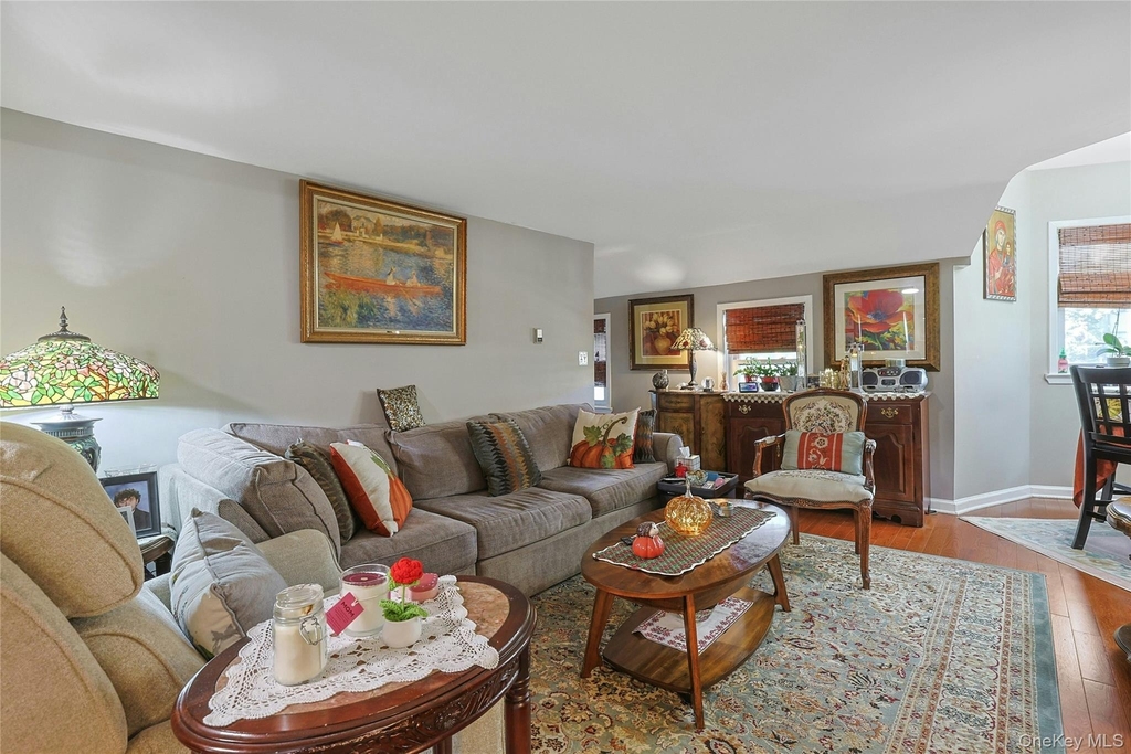 169 Sickles Avenue - Photo 9