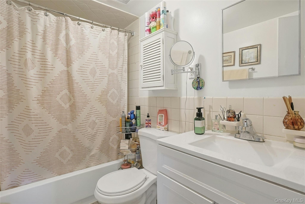 169 Sickles Avenue - Photo 15