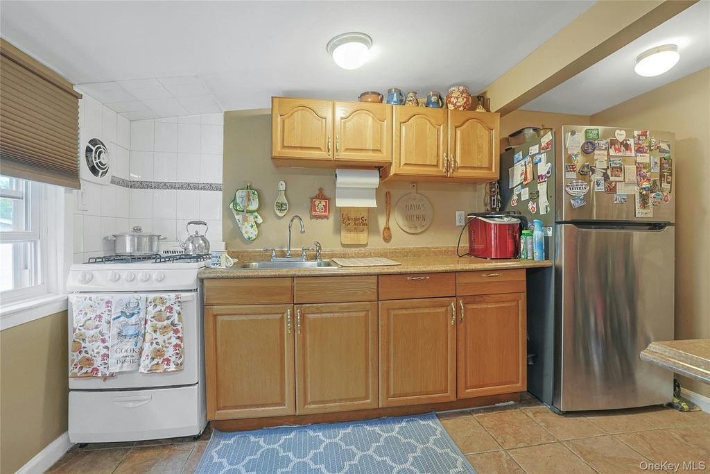 169 Sickles Avenue - Photo 12