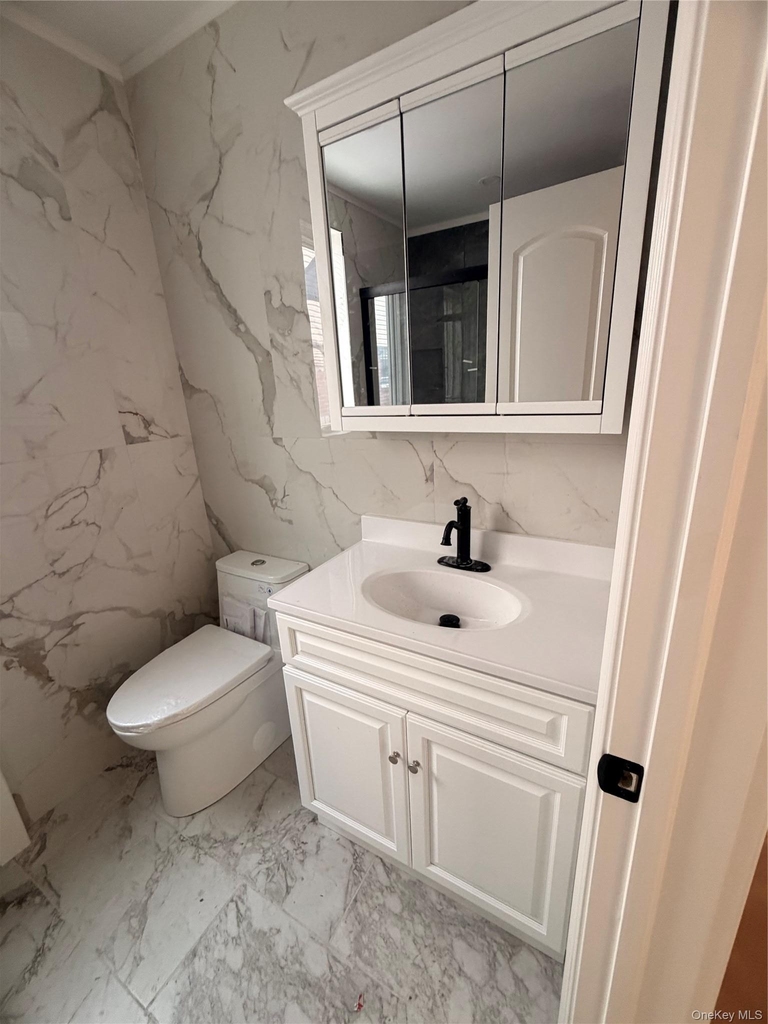 164-16 75th Road - Photo 8