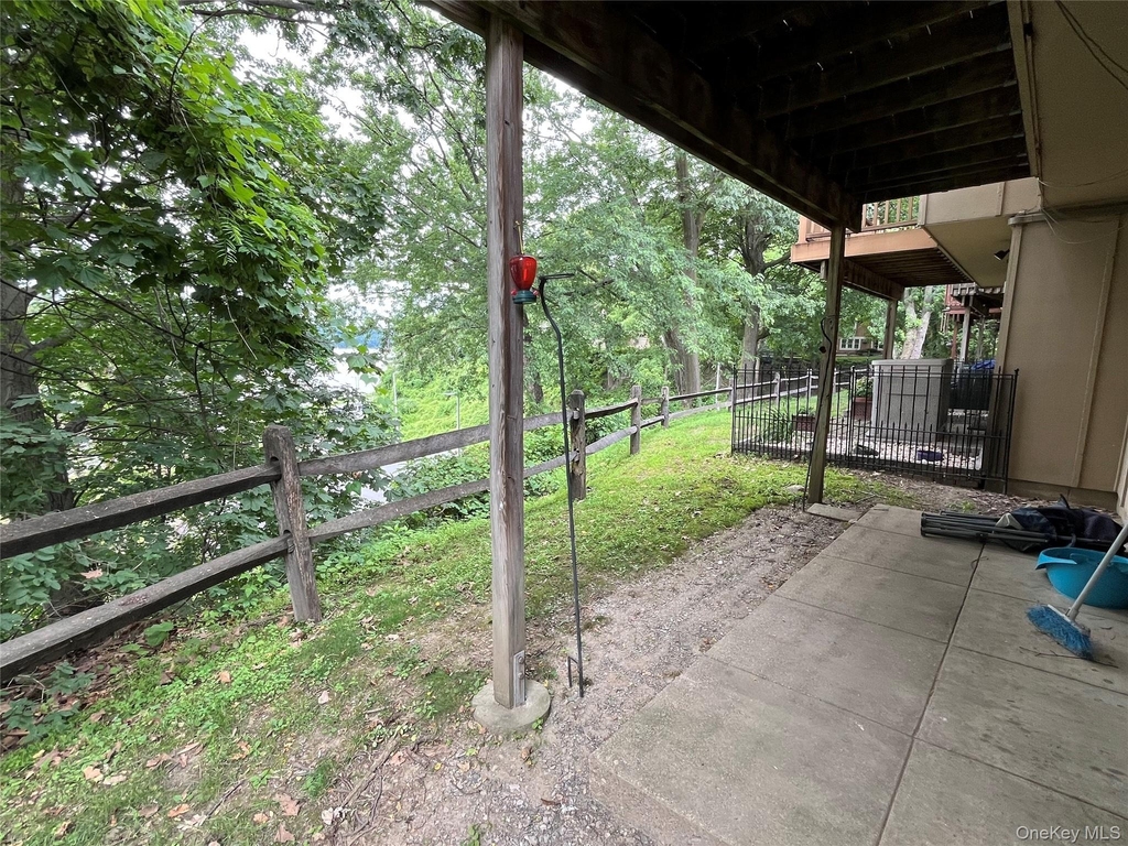 24 Hudson Heights Drive - Photo 11