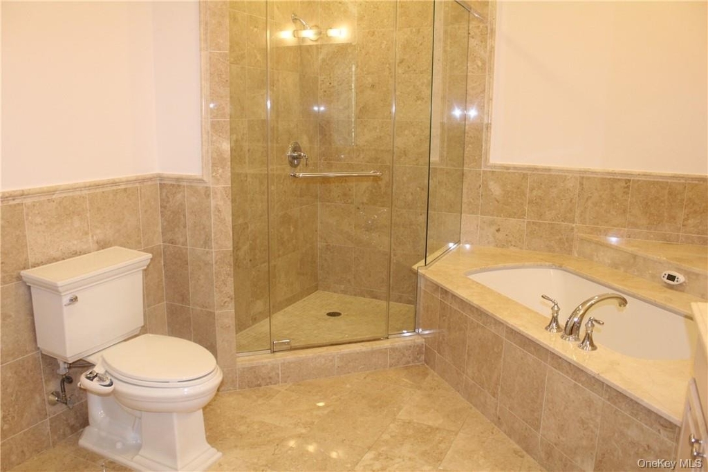 405 Trump Park - Photo 18