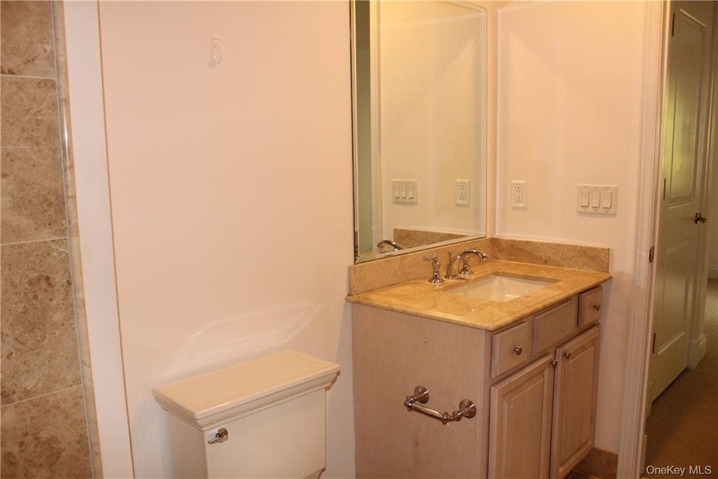 405 Trump Park - Photo 27