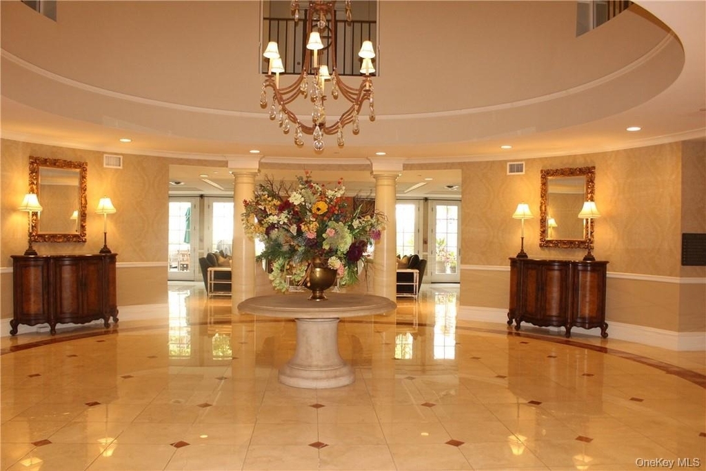405 Trump Park - Photo 2