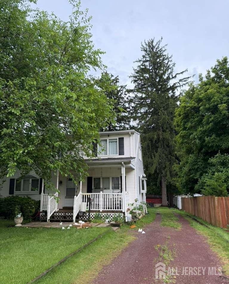 131 Summit Avenue - Photo 1