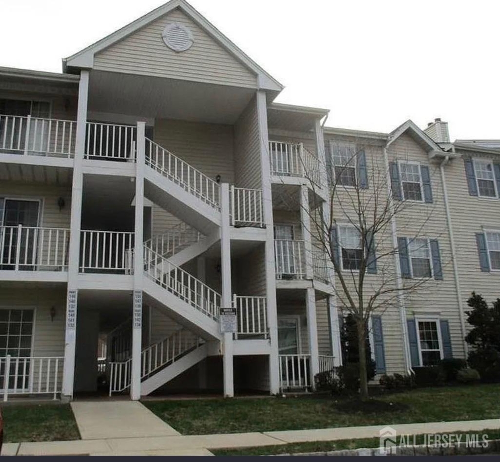 139 Darwin Lane - Photo 0