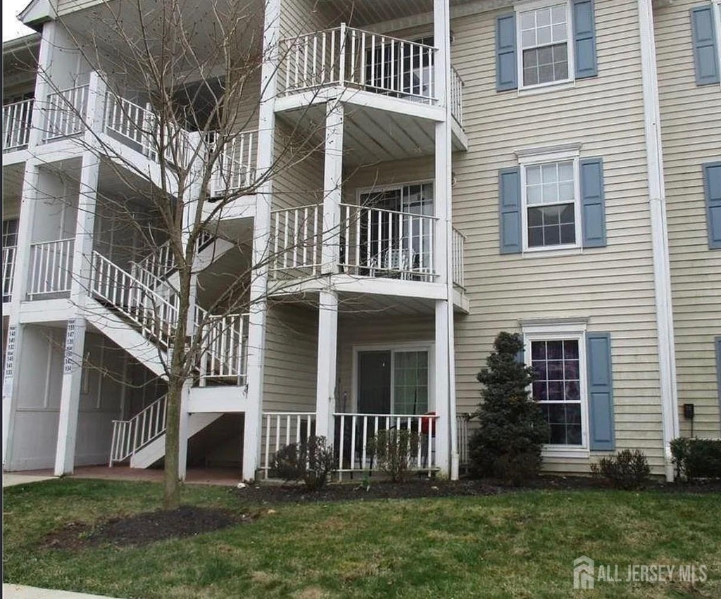 139 Darwin Lane - Photo 1
