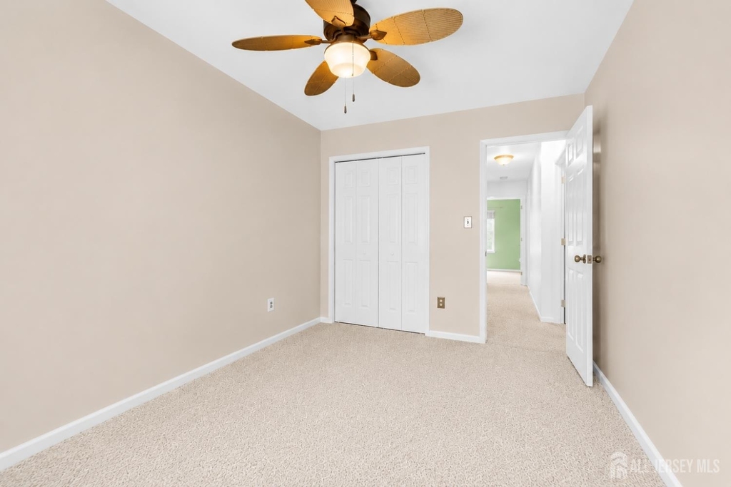 4 Lisa Court - Photo 13