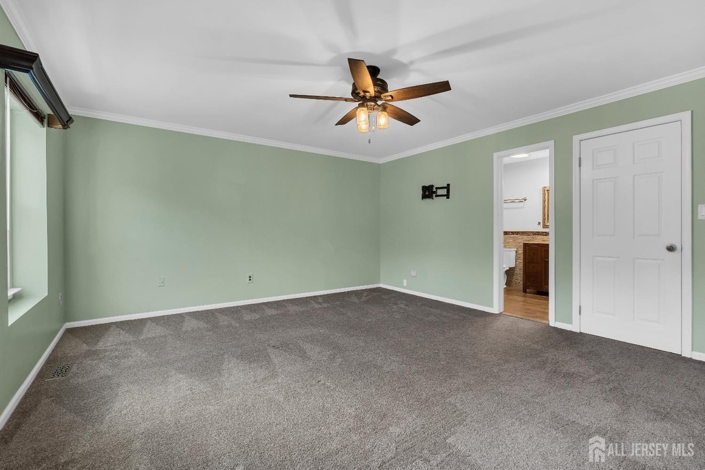 4 Lisa Court - Photo 10