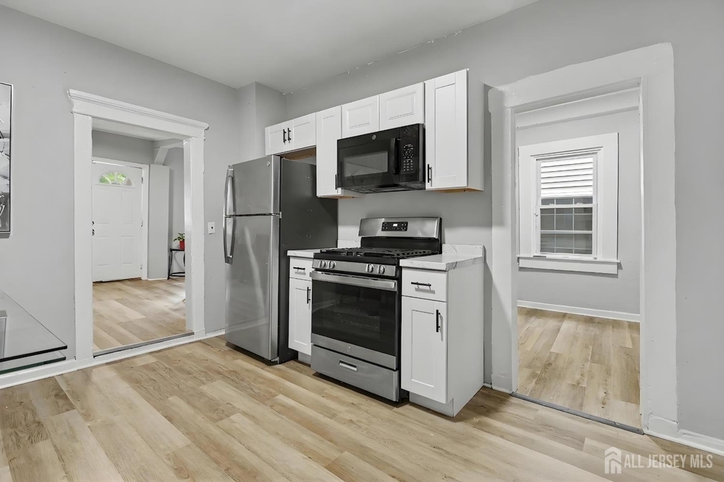 181 Hale Street - Photo 10