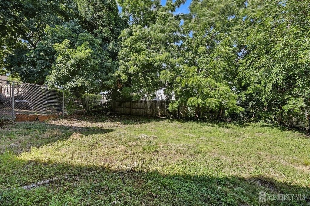 181 Hale Street - Photo 29