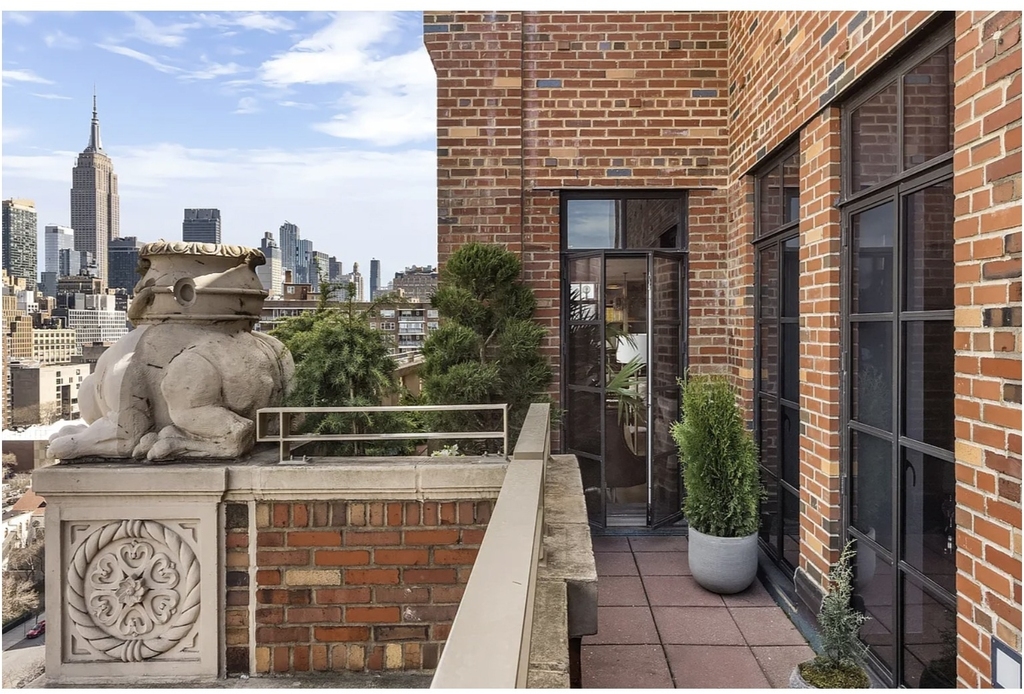 410 W 24th Street - Photo 24
