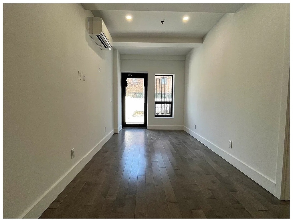 2113 5th Avenue - Photo 5
