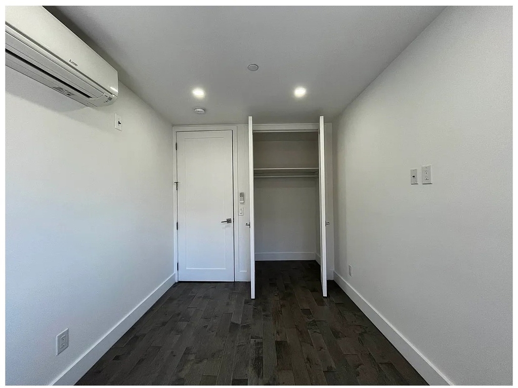 2113 5th Avenue - Photo 8