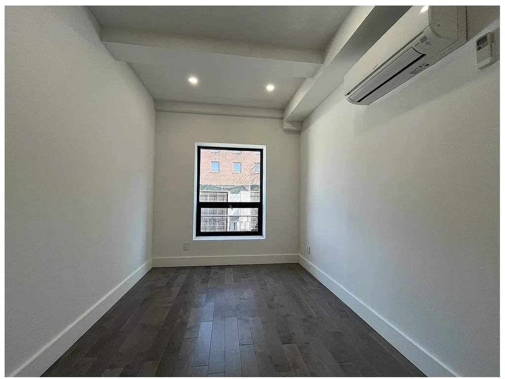 2113 5th Avenue - Photo 10
