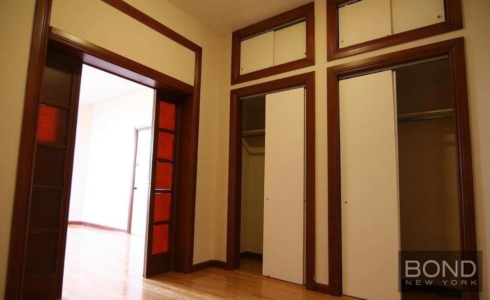 100 Cornelia Street - Photo 1