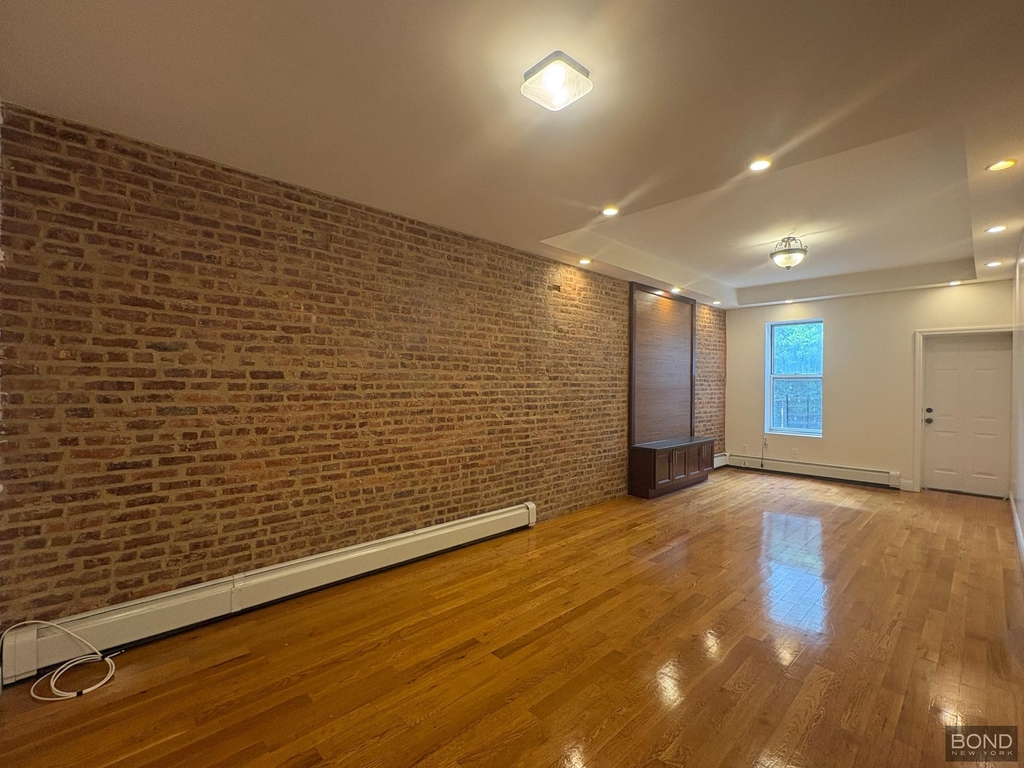 1410 Jefferson Avenue - Photo 1