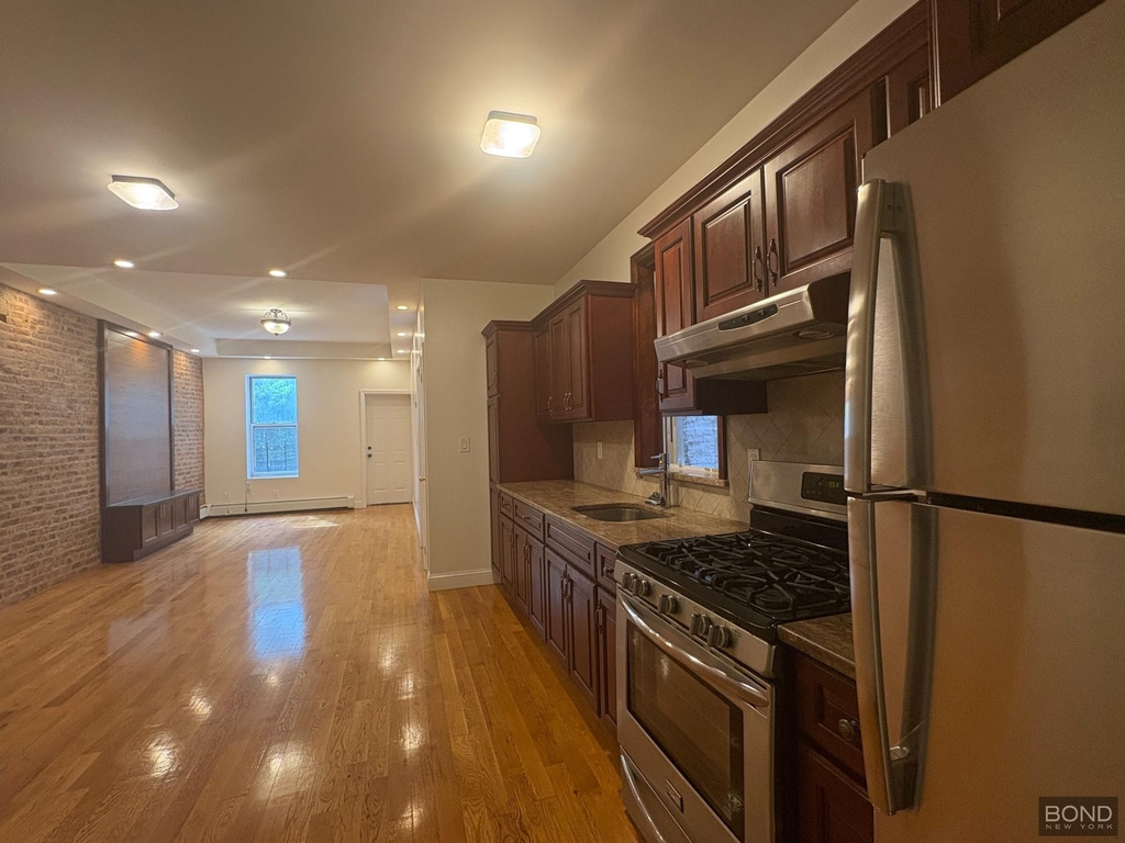 1410 Jefferson Avenue - Photo 5